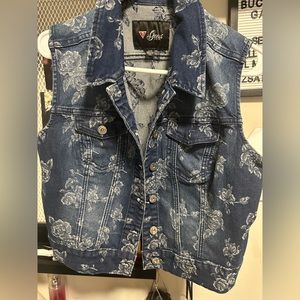 Like new, Denim Vest Floral design